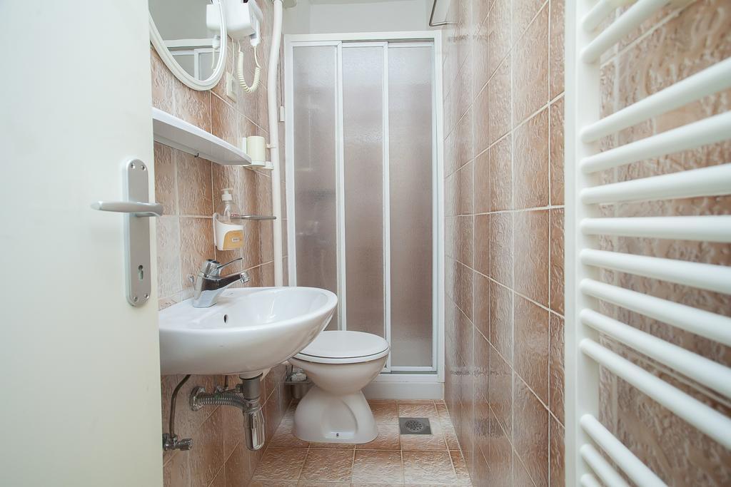 Guest House Lovric Lumbarda Pokoj fotografie
