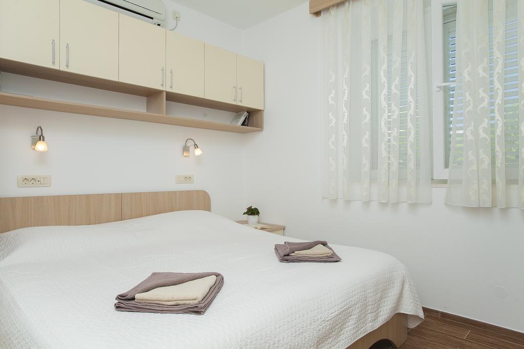Guest House Lovric Lumbarda Pokoj fotografie